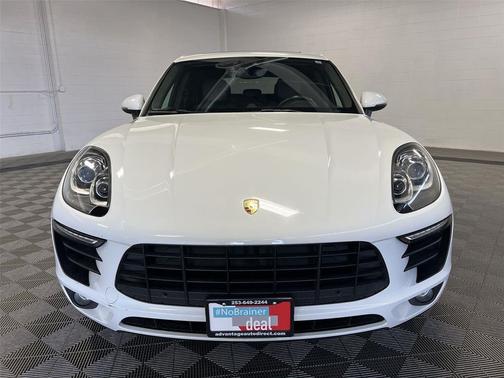2018 Porsche Macan BASE