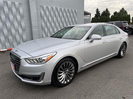 2017 Genesis G90 Premium