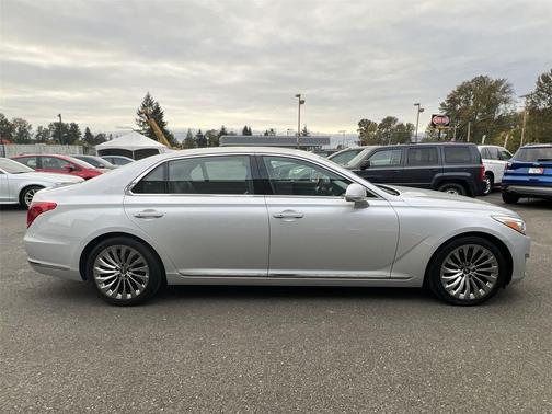 2017 Genesis G90 Premium