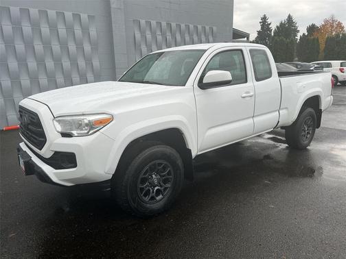 2018 Toyota Tacoma SR