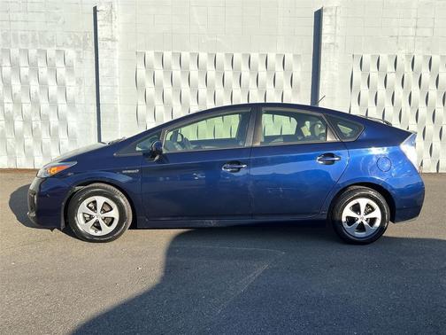 2015 Toyota Prius Three