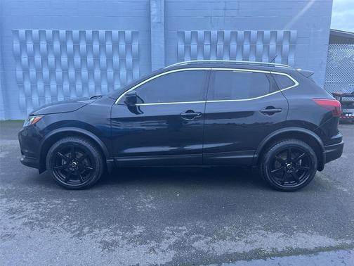 2018 Nissan Rogue Sport SL