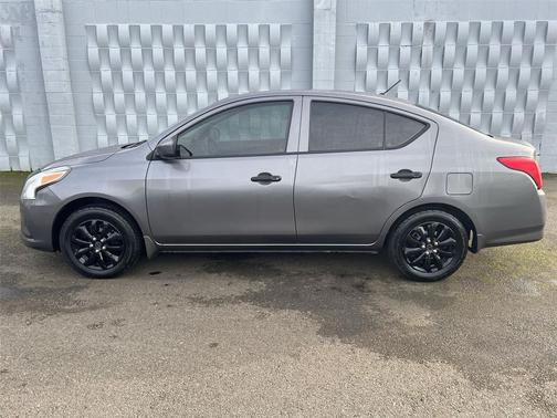 2017 Nissan Versa S