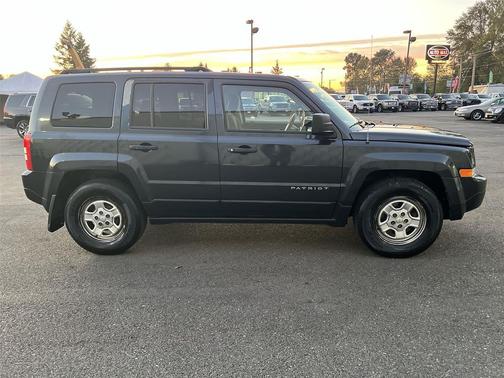 2016 Jeep Patriot Sport