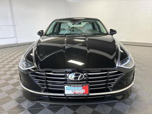 2022 Hyundai SONATA SE