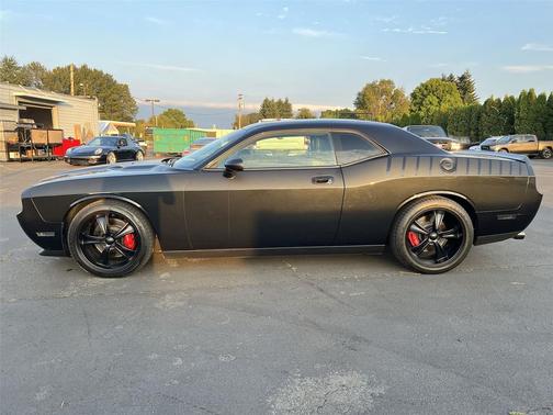 2010 Dodge Challenger SRT8