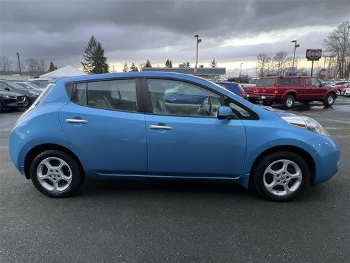 2014 Nissan Leaf SV