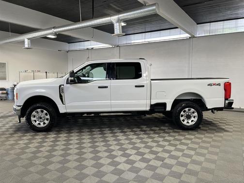 2023 Ford F-250 XLT