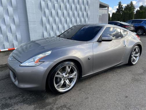 2010 Nissan 370Z Touring