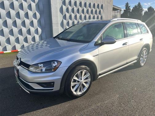 2017 Volkswagen Golf Alltrack TSI SE