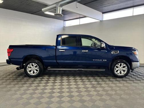 2016 Nissan Titan XD SL