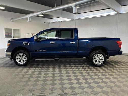 2016 Nissan Titan XD SL