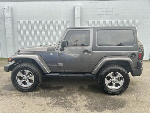 2016 Jeep Wrangler Sahara