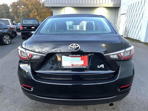 2017 Toyota Yaris iA Base