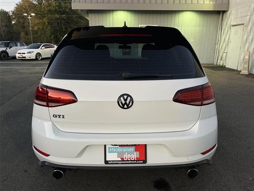 2018 Volkswagen Golf GTI 2.0T S 4-Door