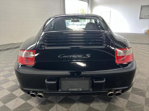 2005 Porsche 911 Carrera S