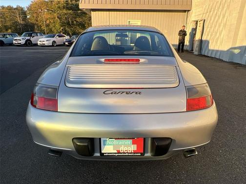 2000 Porsche 911 BASE