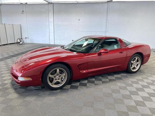 2004 Chevrolet Corvette Base