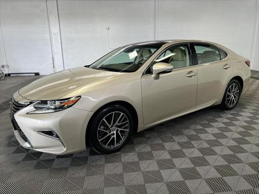 2017 Lexus ES 350 Base