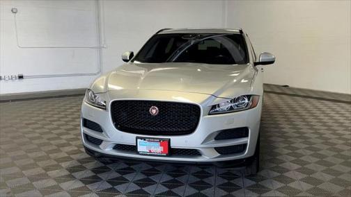 2017 Jaguar F-PACE 35t Prestige