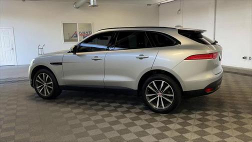 2017 Jaguar F-PACE 35t Prestige