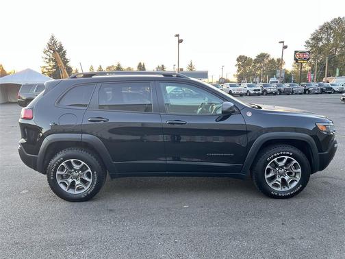 2021 Jeep Cherokee Trailhawk