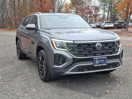 2025 Volkswagen Atlas Cross Sport 2.0T SE w/ Technology