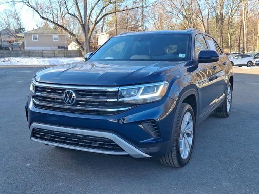 2022 Volkswagen Atlas Cross Sport 3.6 V6 SE w/ Technology