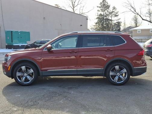2019 Volkswagen Tiguan 2.0T SEL Premium