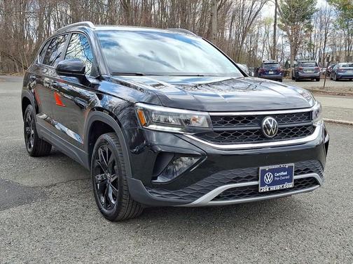 2024 Volkswagen Taos 1.5T SE