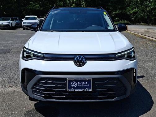 2025 Volkswagen Taos 1.5T SE Black