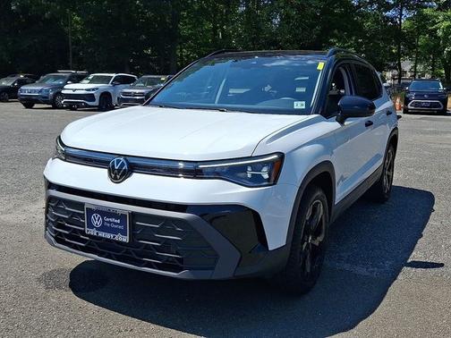 2025 Volkswagen Taos 1.5T SE Black