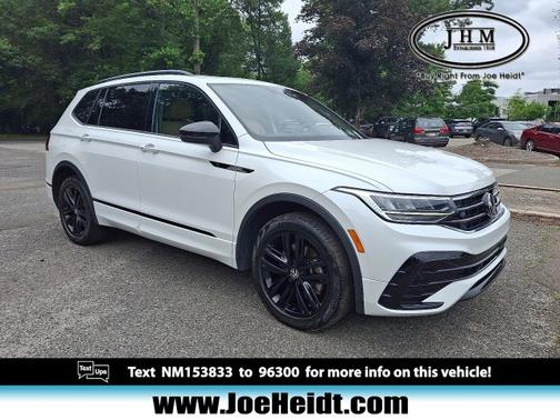 2022 Volkswagen Tiguan 2.0T SE R-Line Black