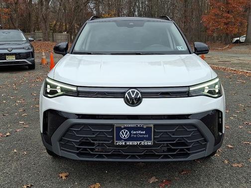 2025 Volkswagen Taos 1.5T SE Black