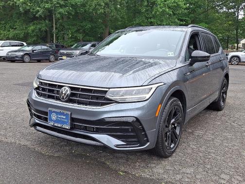 2024 Volkswagen Tiguan 2.0T SE R-Line Black