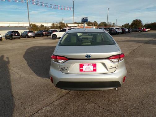 2024 Toyota Corolla Hybrid LE