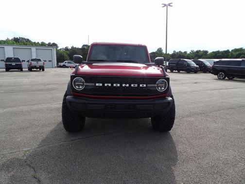 Ruby Red Metallic Tinted Clearcoat 2025 Ford Bronco Big Bend