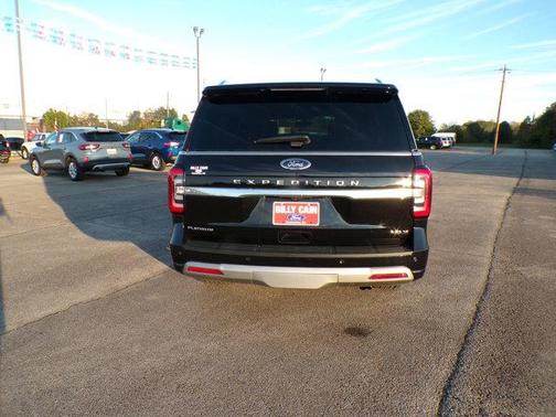 2023 Ford Expedition Platinum