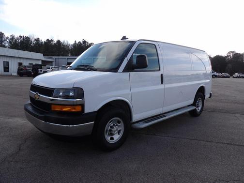 2024 Chevrolet Express 2500 RWD 2500 Regular Wheelbase WT