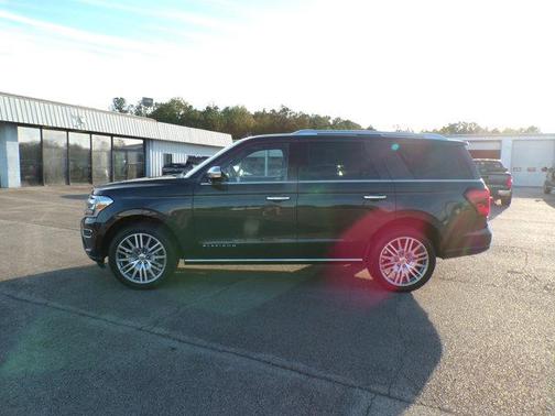 2022 Ford Expedition Platinum