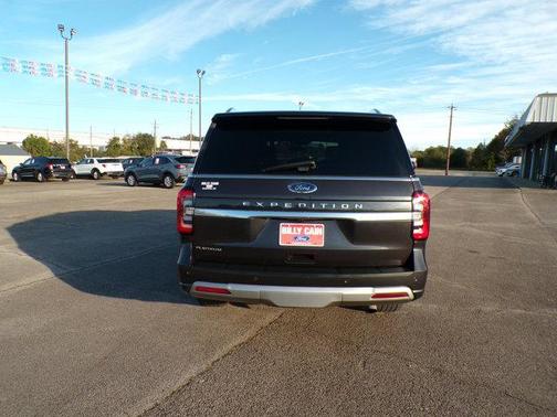 2022 Ford Expedition Platinum
