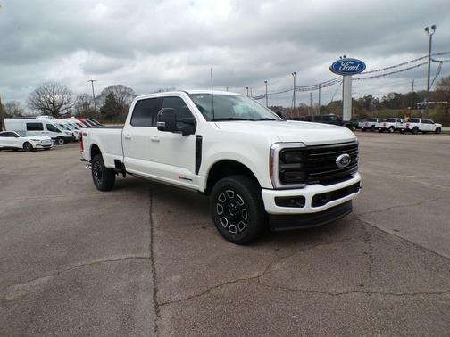2026 Ford F-250 Platinum