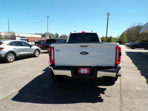 2024 Ford F-450 Lariat
