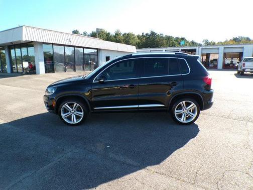 2016 Volkswagen Tiguan R-Line