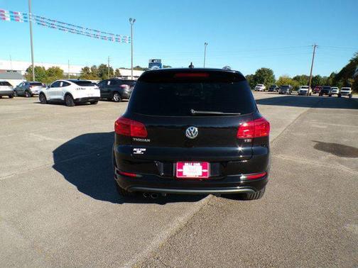 2016 Volkswagen Tiguan R-Line
