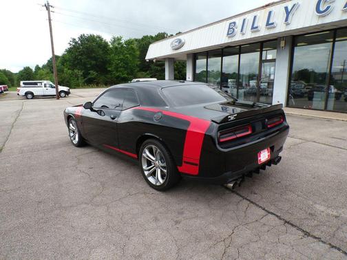 Pitch Black Clearcoat 2022 Dodge Challenger R/T