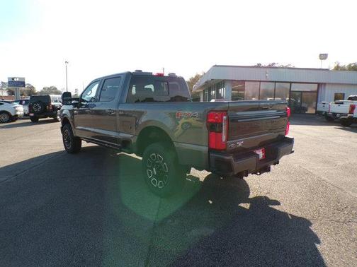 2026 Ford F-250 Platinum