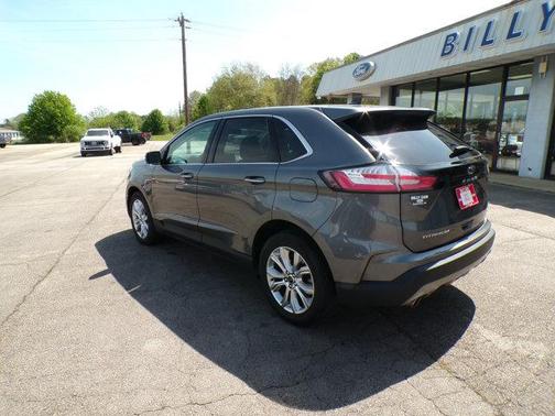 Carbonized Gray Metallic 2022 Ford Edge Titanium