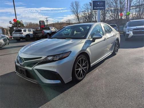 2021 Toyota Camry SE