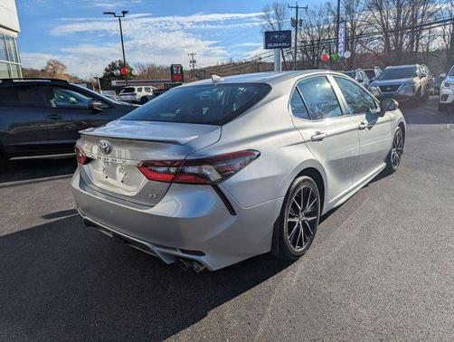 2021 Toyota Camry SE